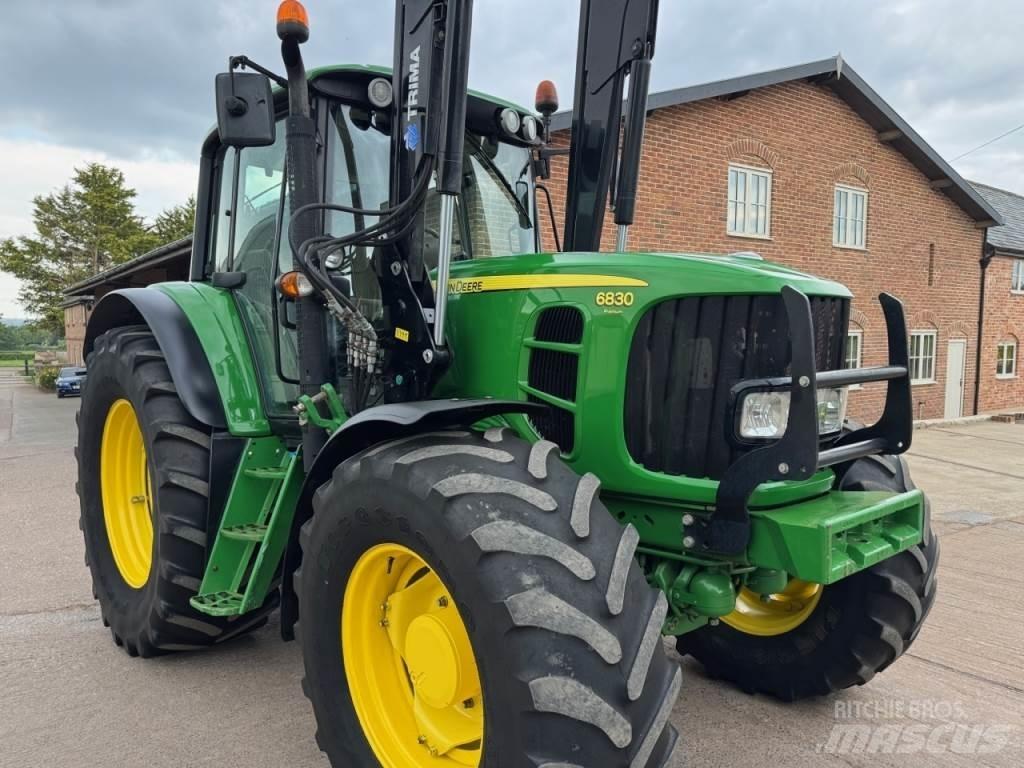 John Deere 6830 Tracteur
