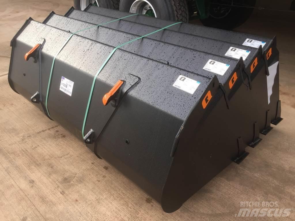 Quicke 8210 III Autres équipements pour tracteur