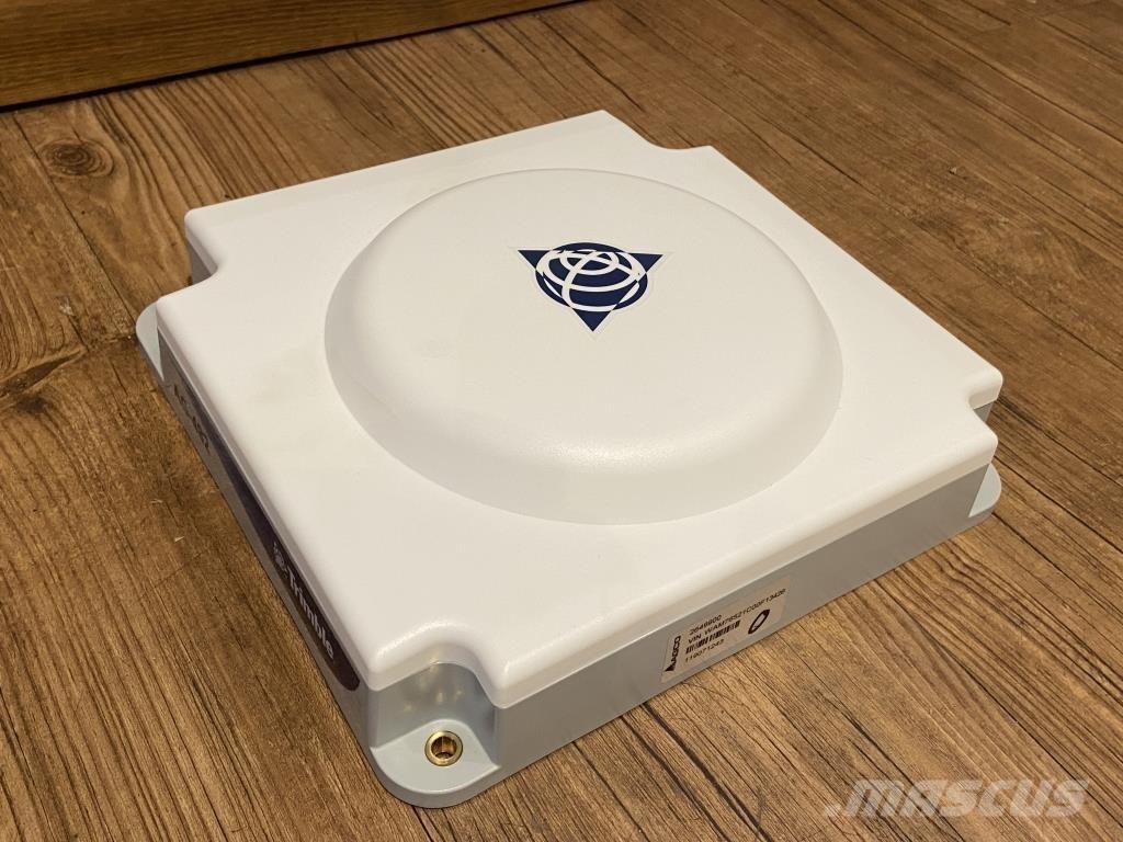 Trimble T6160 Autres équipements pour tracteur