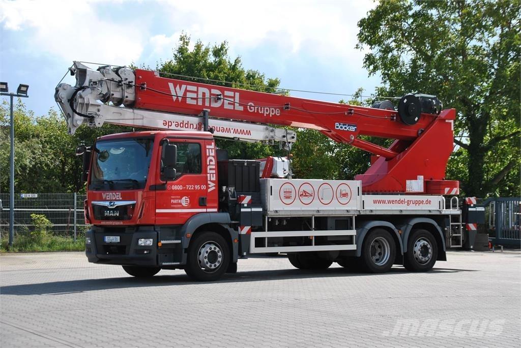 Böcker AK 46/6000 Grues tout terrain