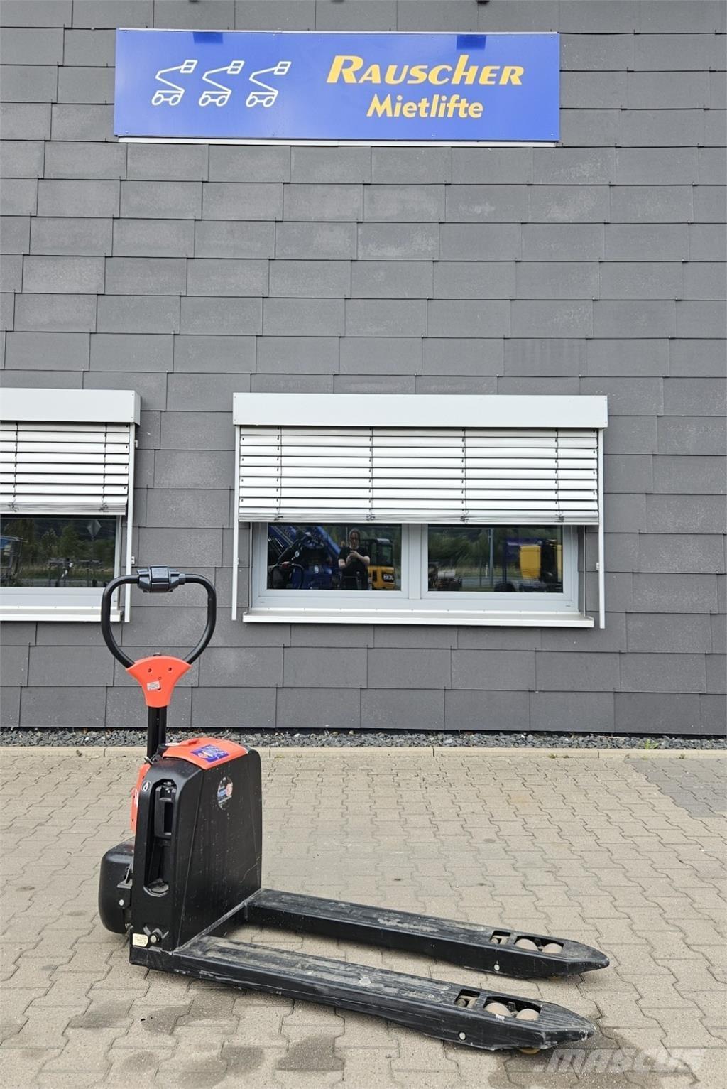 EP Equipment F4 Construction - Autres