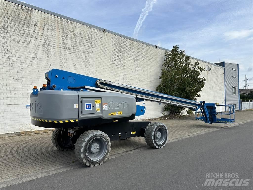 Genie S 85 XC Nacelles télescopiques