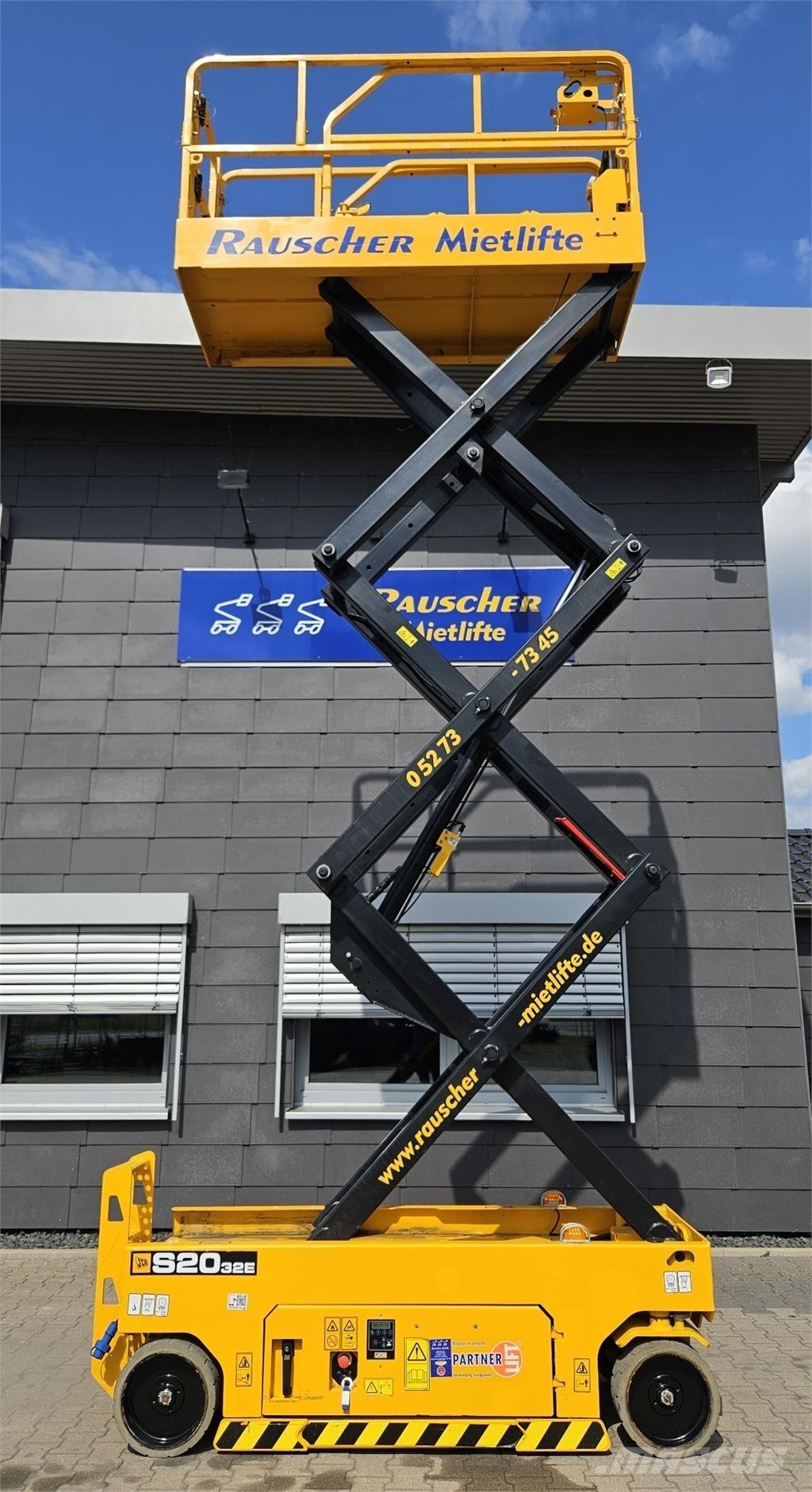JCB S2032E Nacelle ciseaux