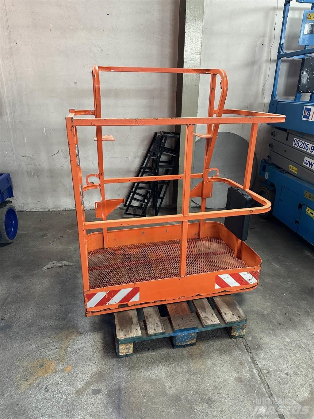 JLG 1001186387s Construction - Autres