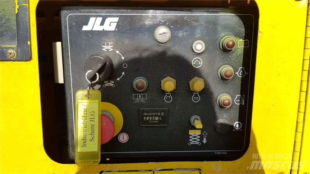 JLG 260 MRT-A Nacelle ciseaux