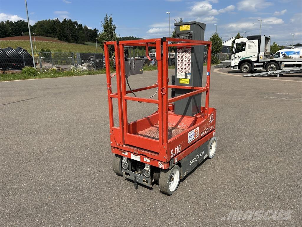 SkyJack SJ16 Nacelle Automotrice