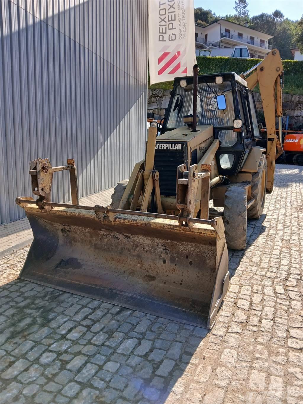 CAT 428B Tractopelle