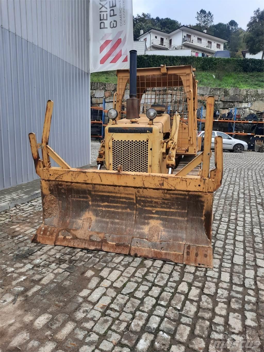 CAT D4E Poseur de canalisation