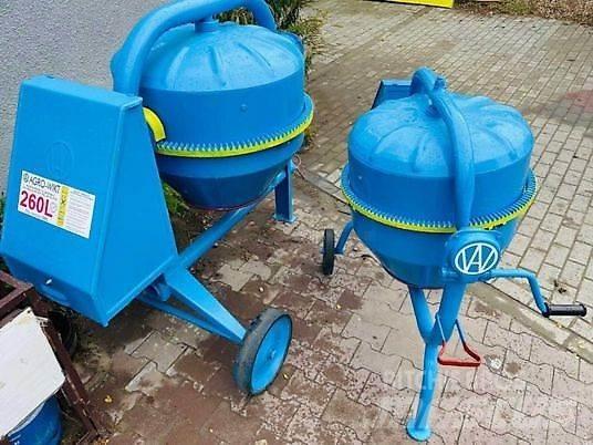 Agro-Wikt POJEMNOŚĆ Camion malaxeur