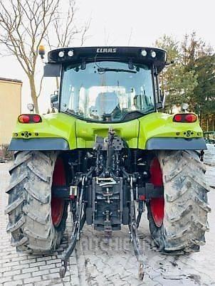 CLAAS ARION 520 Tracteur
