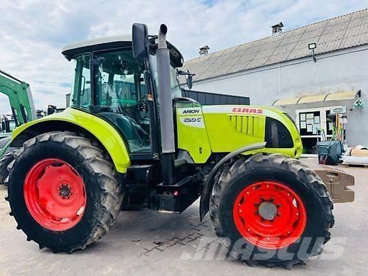 CLAAS ARION 620 C Tracteur