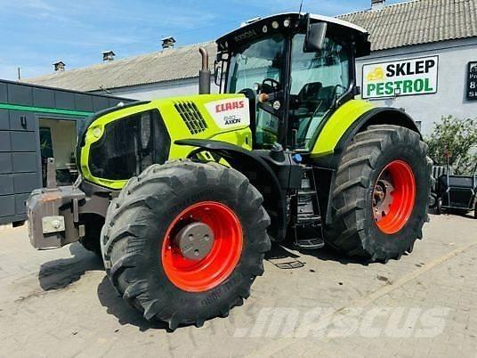 CLAAS AXION 840 Tracteur