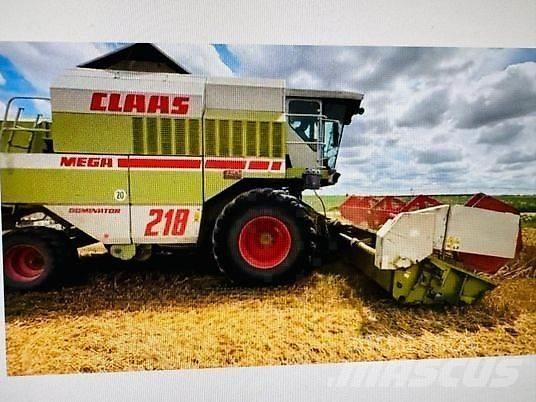CLAAS MEGA 218 Moissonneuse batteuse