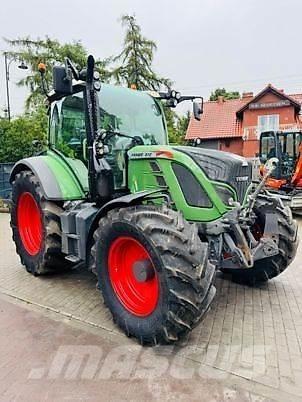 Fendt 512 VARIO Tracteur