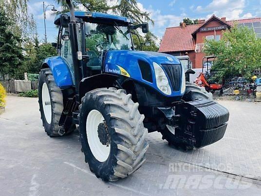 New Holland T7030 Tracteur