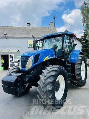 New Holland T7030 Tracteur
