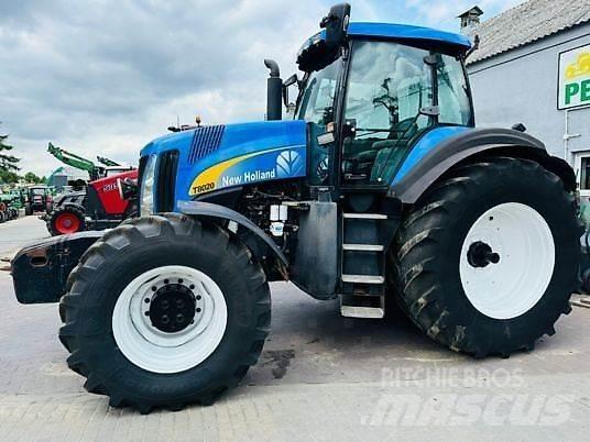New Holland T8020 Tracteur