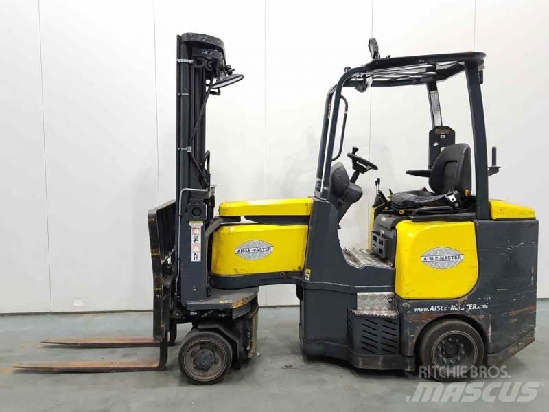 Aisle-Master 15E Chariot élévateur étroit