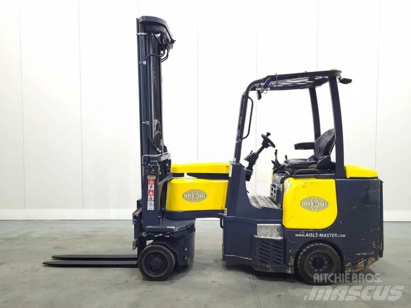 Aisle-Master 15SE Chariot élévateur étroit