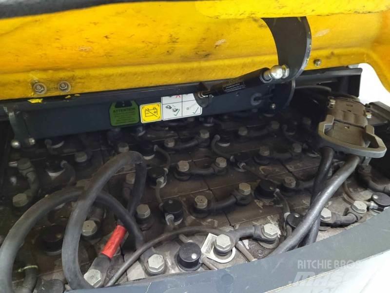 Aisle-Master 20SE Chariot élévateur étroit