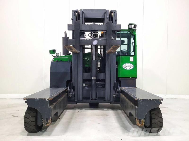 Combilift C8000 GAS Chariot multidirectionnel