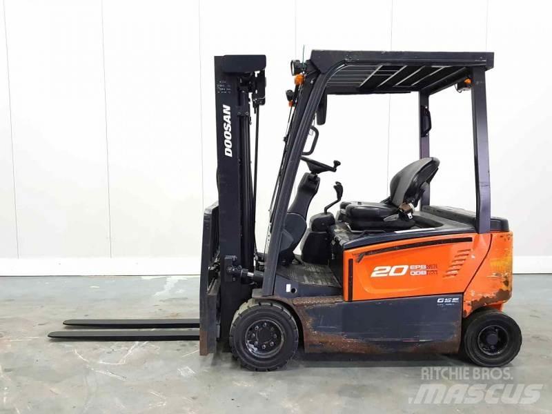 Doosan B20X-7 Chariots élévateurs électriques
