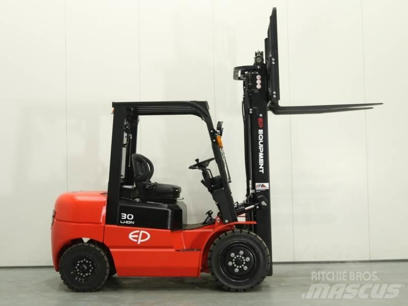 EP EFL302 410 Chariots élévateurs électriques