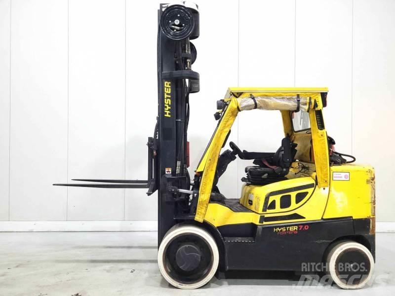 Hyster S7.00FT Chariots GPL