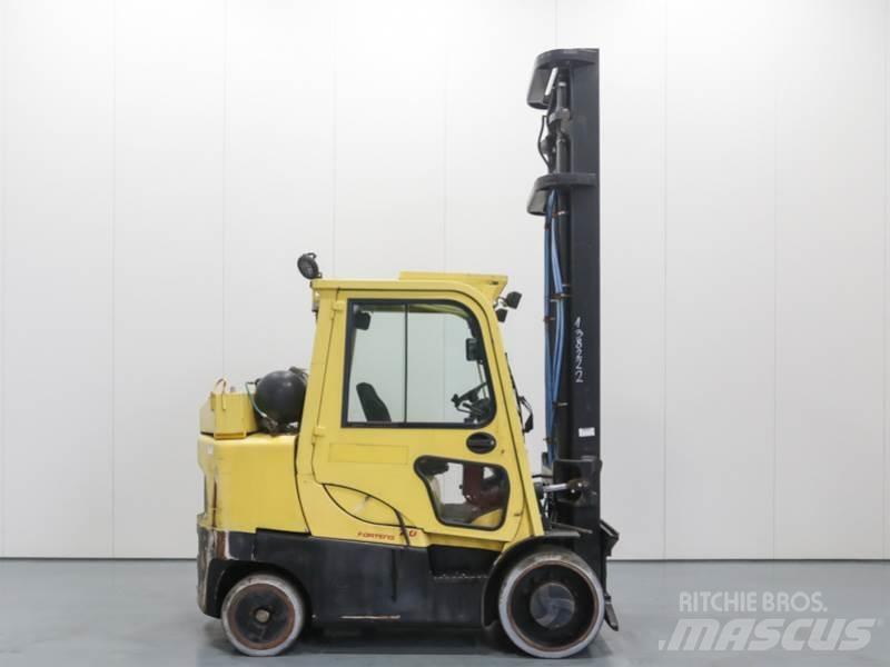 Hyster S7.00FT Chariots GPL