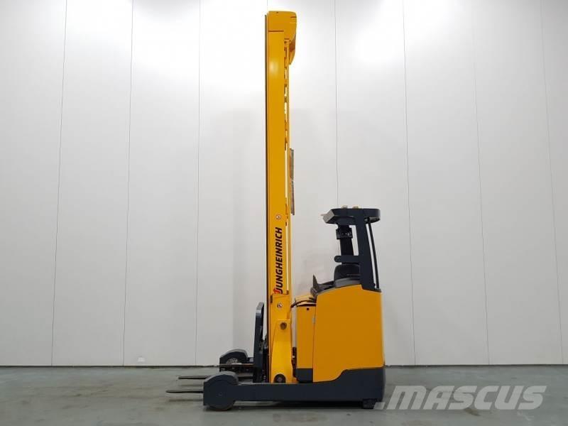 Jungheinrich ETV325 Chariot à mât rétractable