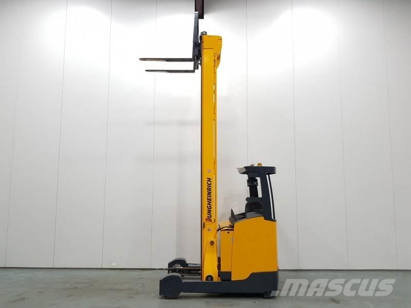 Jungheinrich ETV325 Chariot à mât rétractable