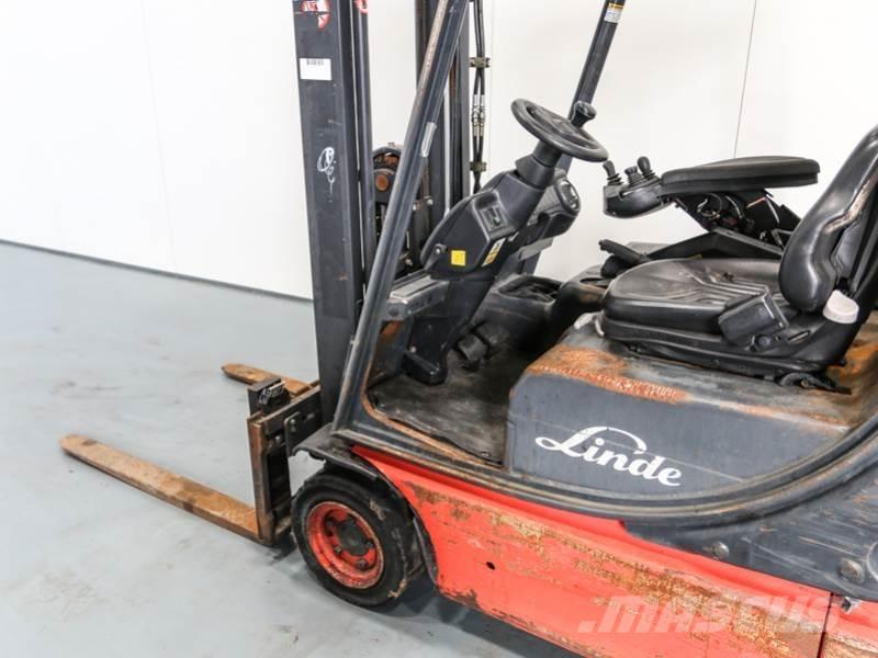 Linde E14-02 Autres Chariots élévateurs