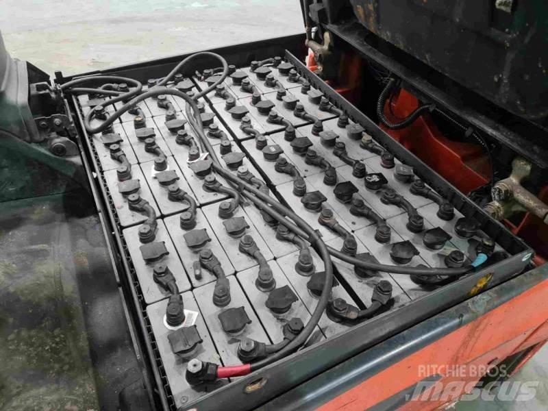 Linde E30-01 387 Chariots élévateurs électriques