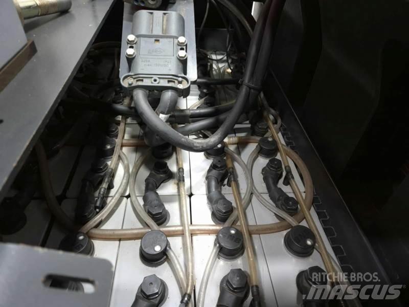 Linde K Chariot élévateur étroit