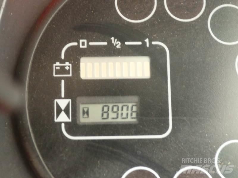 Linde P60Z 126 Chariot remorqueur