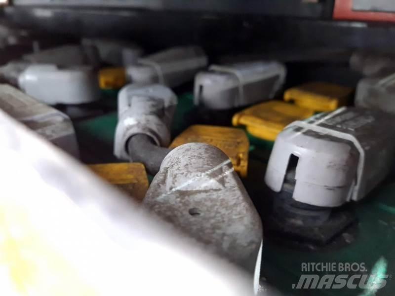 Linde R14 115 Chariot à mât rétractable
