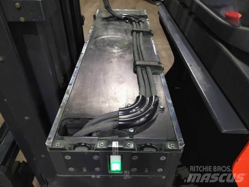Linde R16-01 LI-ION Chariot à mât rétractable
