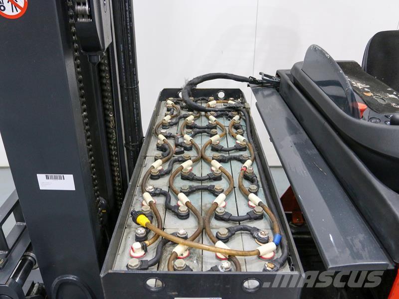 Linde R16HD-01 1120 Chariot à mât rétractable