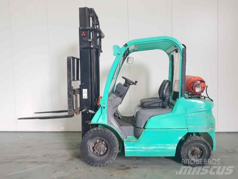 Mitsubishi FG25N Chariots GPL
