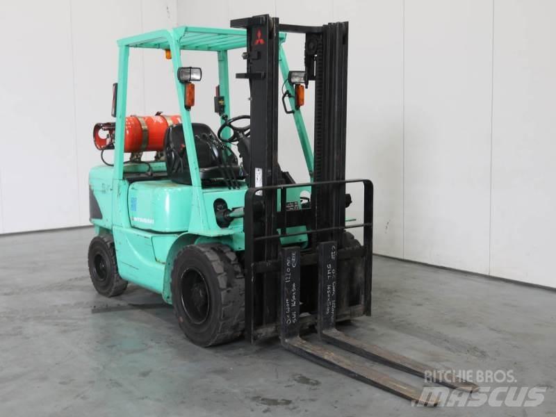 Mitsubishi FG35K Chariots GPL