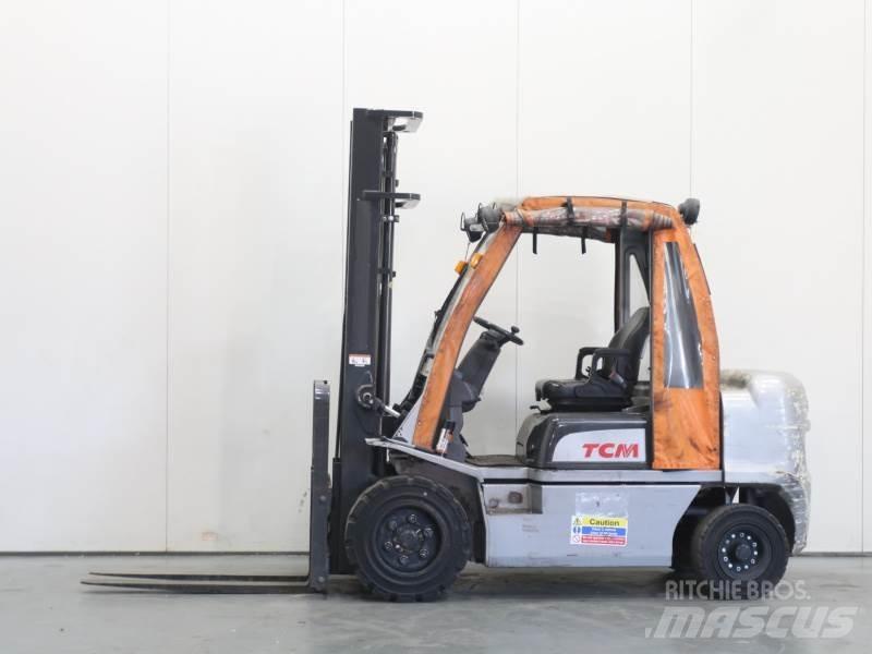 Nissan YG1D2A32H Chariots diesel