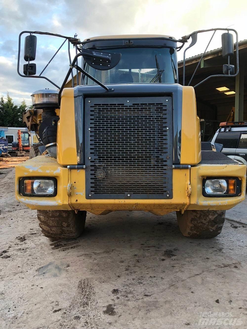 Bell D30D Tombereau rigide