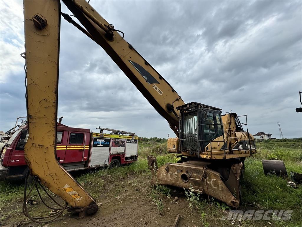 CAT M325D Chariot télescopique