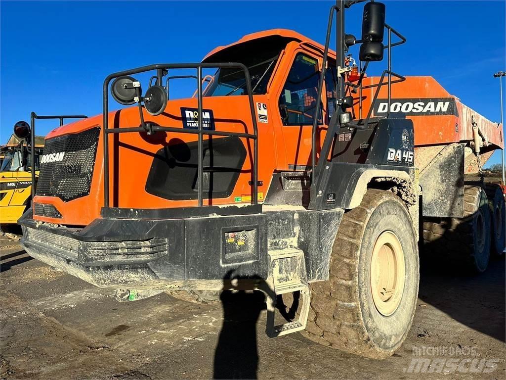 Doosan DA45 Tombereau articulé