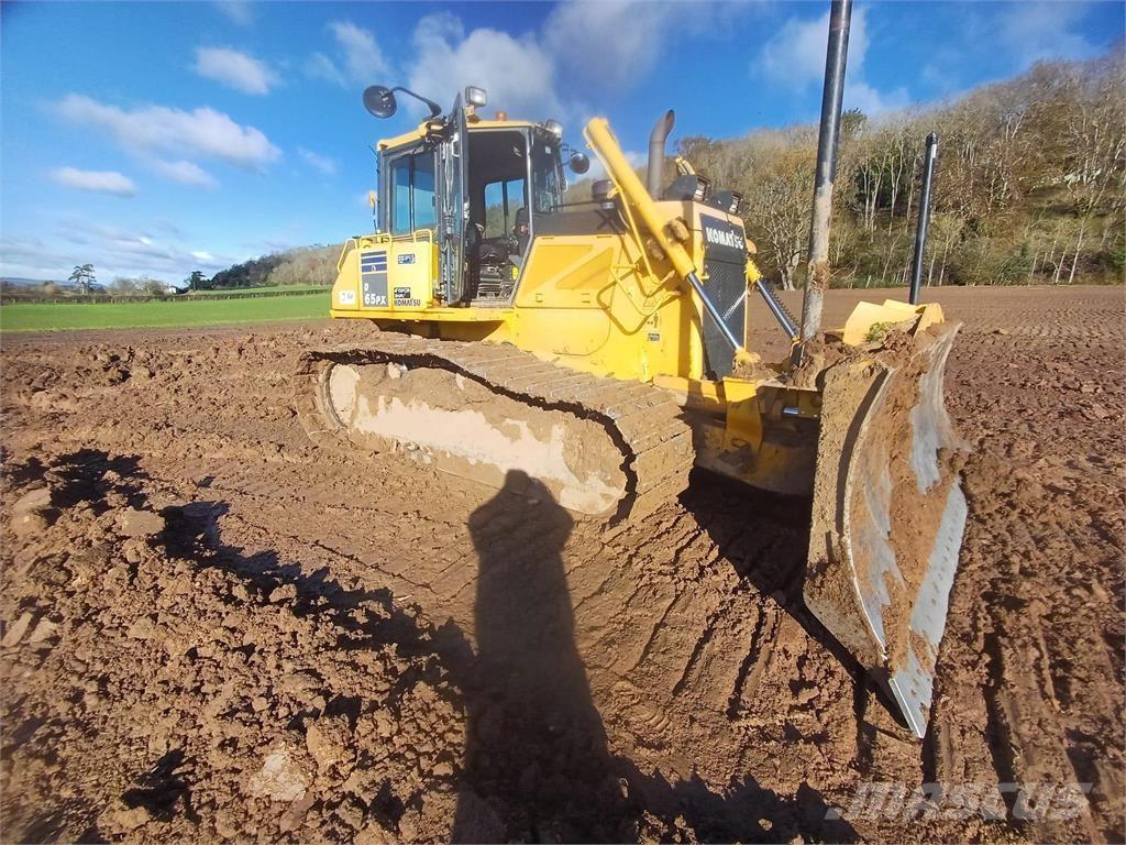 Komatsu D65PX-17 Bouteurs sur chenilles