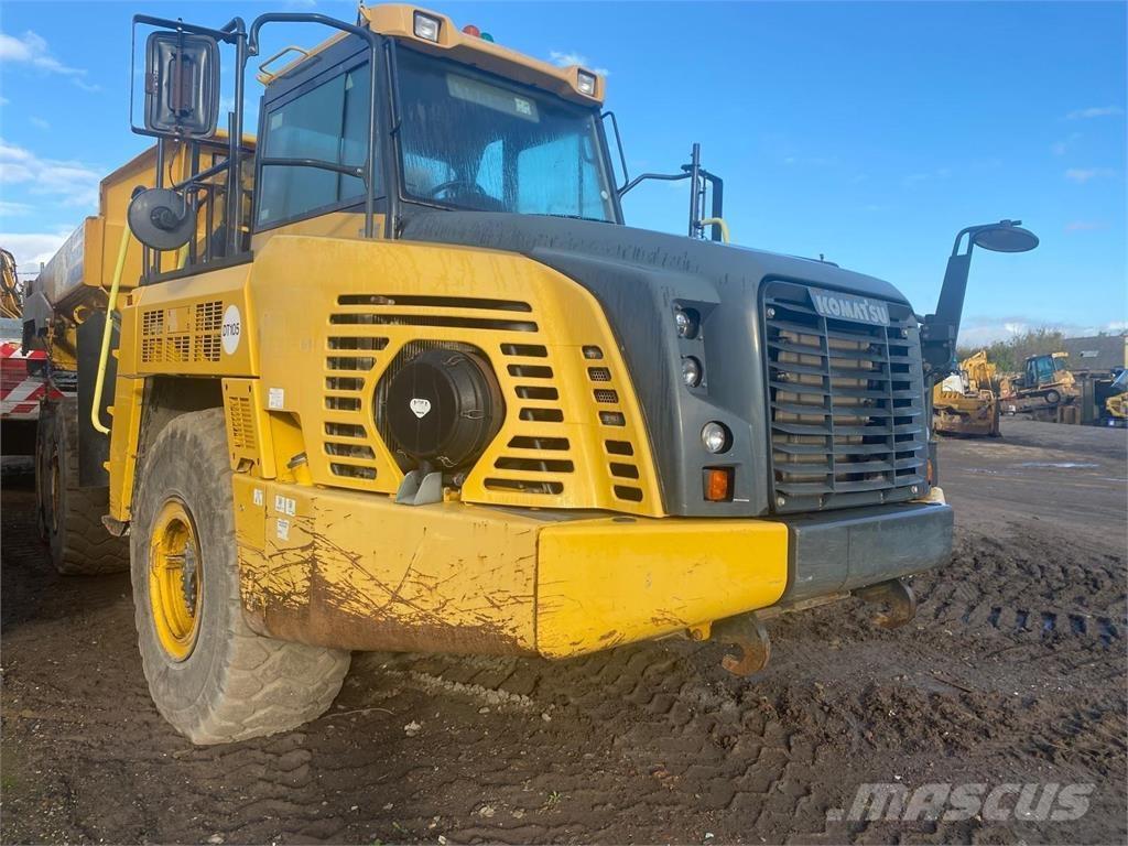 Komatsu HM300-5 Tombereau articulé