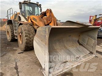 Liebherr L586 Chargeuse sur pneus