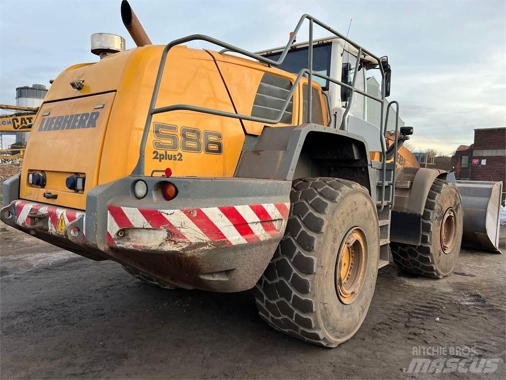 Liebherr L586 Chargeuse sur pneus