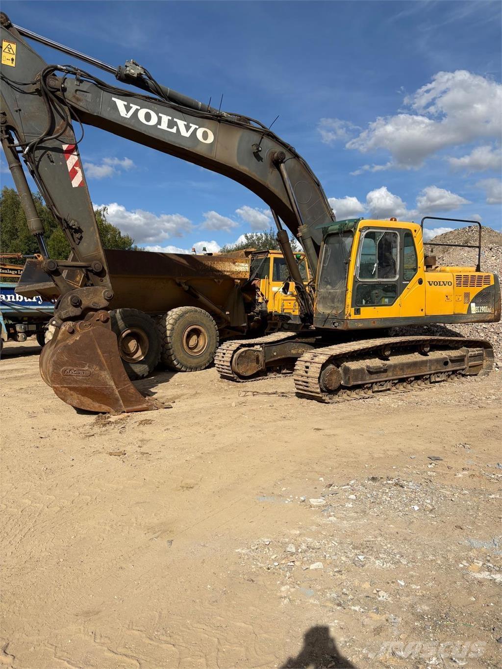 Volvo EC290BLC Pelle sur chenilles