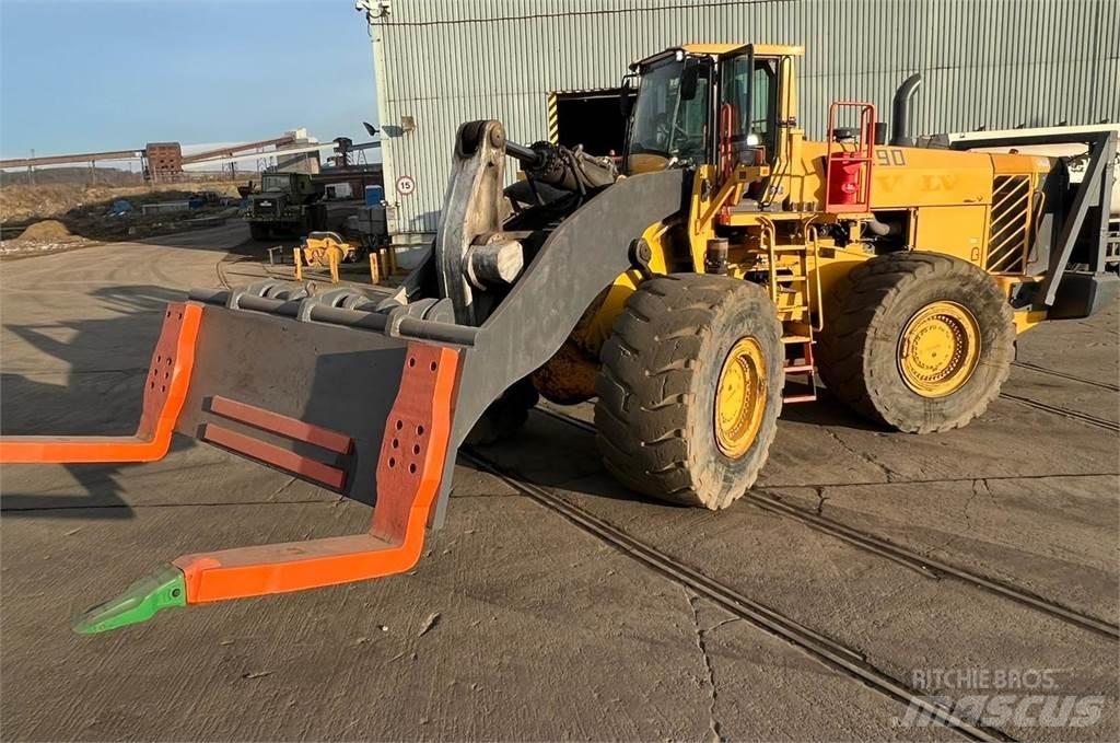 Volvo L350F Chargeuse sur pneus